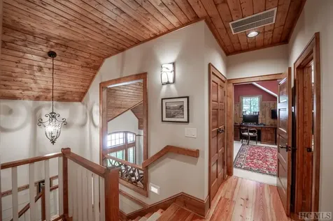 164 Crestline Drive Cashiers NC 28717