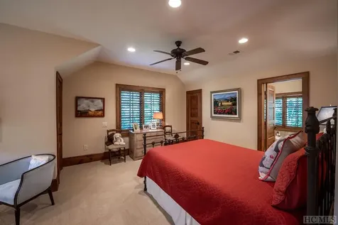 164 Crestline Drive Cashiers NC 28717
