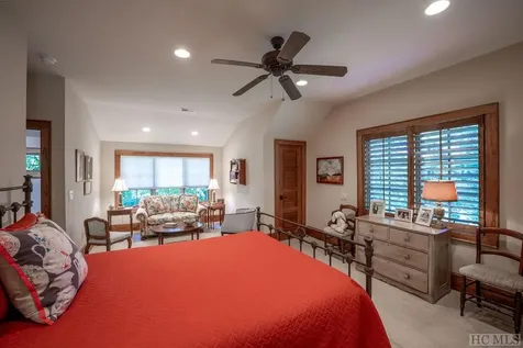 164 Crestline Drive Cashiers NC 28717