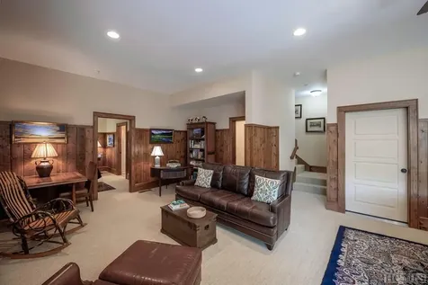 164 Crestline Drive Cashiers NC 28717