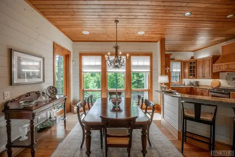164 Crestline Drive Cashiers NC 28717
