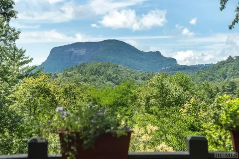 2258 Chimney Top Cashiers NC 28717