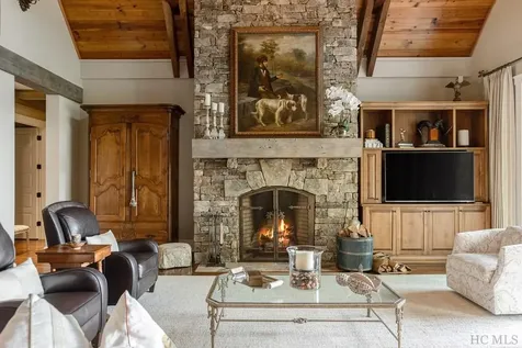 2258 Chimney Top Cashiers NC 28717