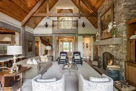 2258 Chimney Top Cashiers NC 28717