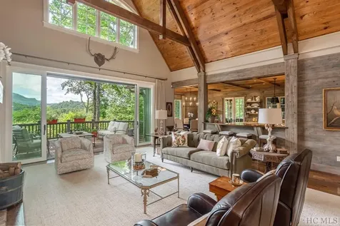 2258 Chimney Top Cashiers NC 28717