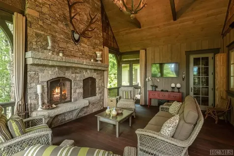 2258 Chimney Top Cashiers NC 28717