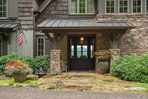 2258 Chimney Top Cashiers NC 28717