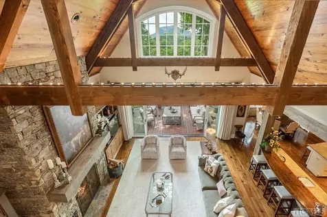 2258 Chimney Top Cashiers NC 28717