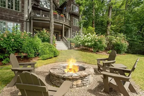2258 Chimney Top Cashiers NC 28717