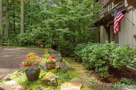 2258 Chimney Top Cashiers NC 28717