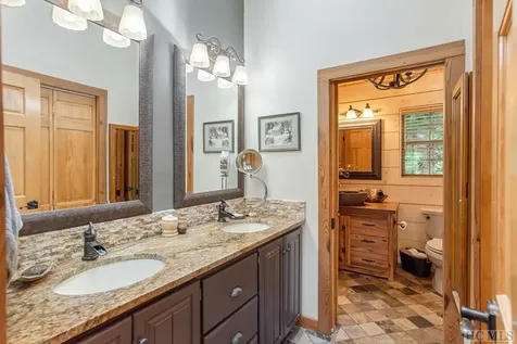 312 Andrews Park Road Glenville NC 28736