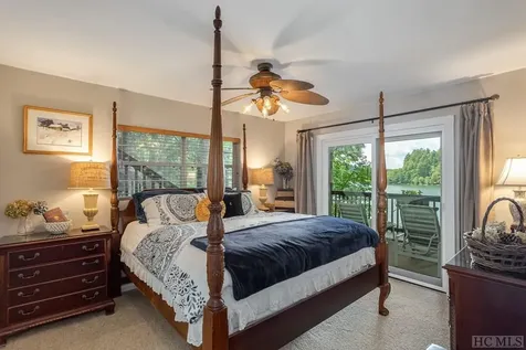 312 Andrews Park Road Glenville NC 28736