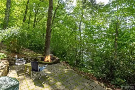 312 Andrews Park Road Glenville NC 28736