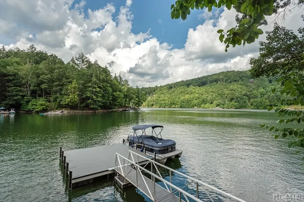 225 Lakeshore Drive Cullowhee NC 28723