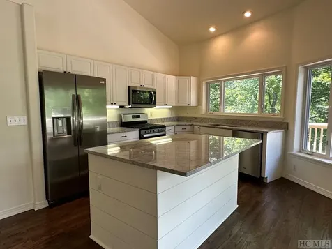 225 Lakeshore Drive Cullowhee NC 28723