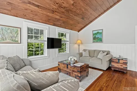 278 Upper Lake Road Highlands NC 28741