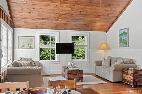 278 Upper Lake Road Highlands NC 28741