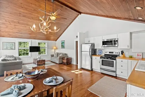 278 Upper Lake Road Highlands NC 28741