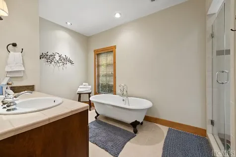 637 Hawk Mountain Road Lake Toxaway NC 28747