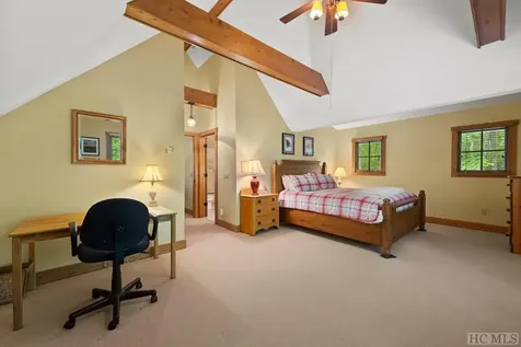 637 Hawk Mountain Road Lake Toxaway NC 28747