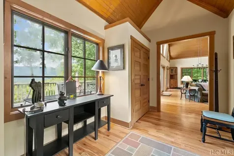 637 Hawk Mountain Road Lake Toxaway NC 28747