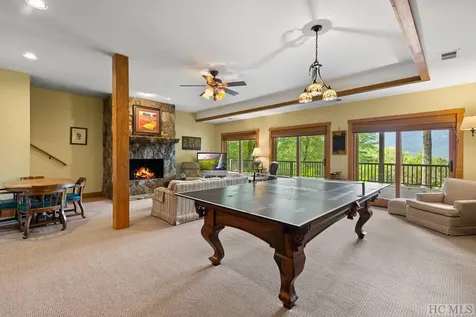 637 Hawk Mountain Road Lake Toxaway NC 28747