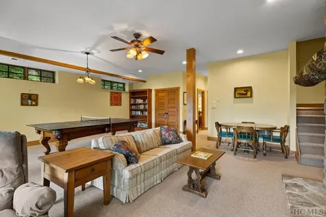 637 Hawk Mountain Road Lake Toxaway NC 28747