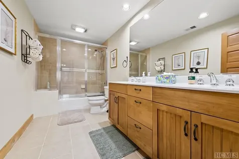 637 Hawk Mountain Road Lake Toxaway NC 28747
