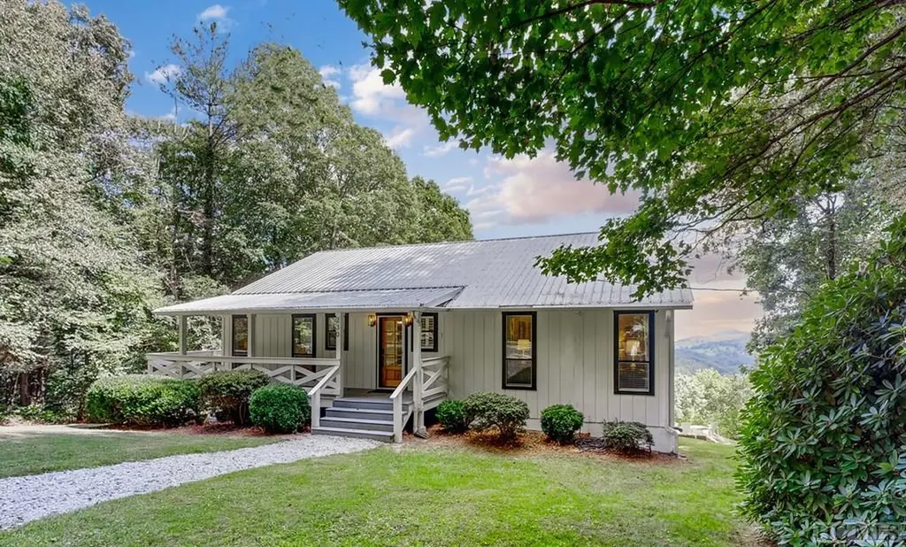 230 Raven Ridge Road Scaly Mountain NC 28775