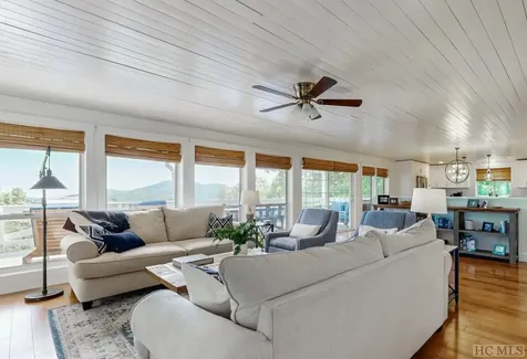 230 Raven Ridge Road Scaly Mountain NC 28775