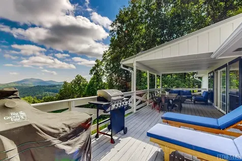 230 Raven Ridge Road Scaly Mountain NC 28775