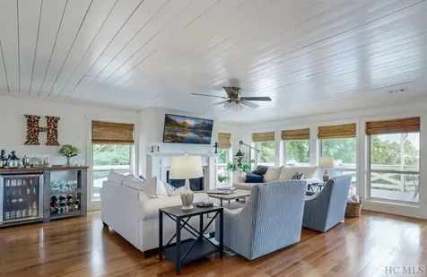 230 Raven Ridge Road Scaly Mountain NC 28775