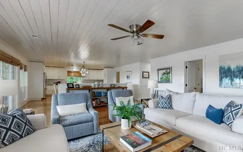 230 Raven Ridge Road Scaly Mountain NC 28775
