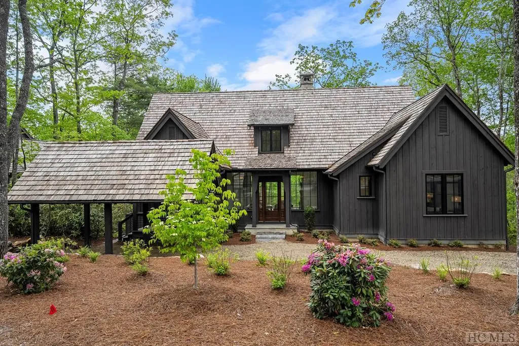 Ct-17 Steelhead Way Cashiers NC 28717