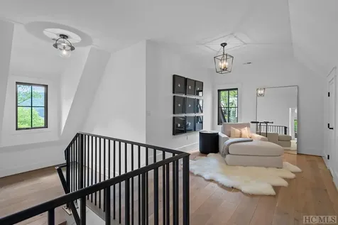 Ct-17 Steelhead Way Cashiers NC 28717