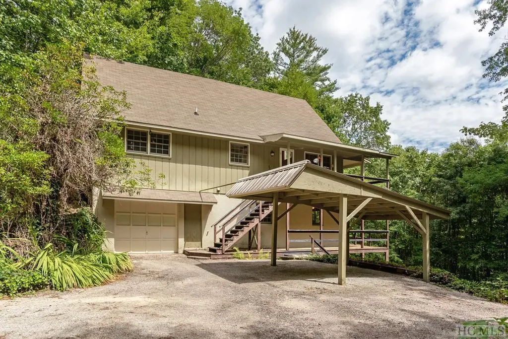 55 Dolly Lane Highlands NC 28741