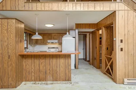 55 Dolly Lane Highlands NC 28741