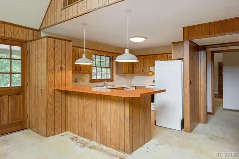 55 Dolly Lane Highlands NC 28741