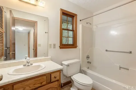 55 Dolly Lane Highlands NC 28741
