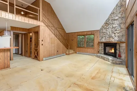 55 Dolly Lane Highlands NC 28741