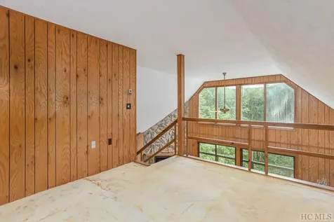 55 Dolly Lane Highlands NC 28741