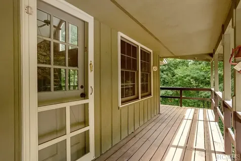 55 Dolly Lane Highlands NC 28741