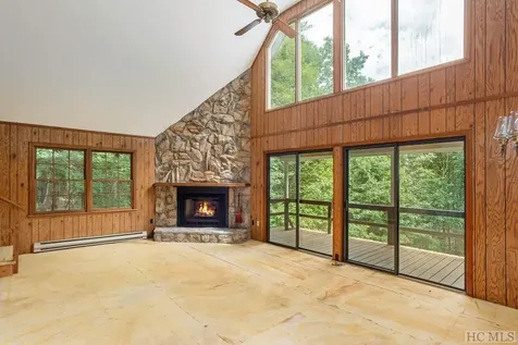 55 Dolly Lane Highlands NC 28741
