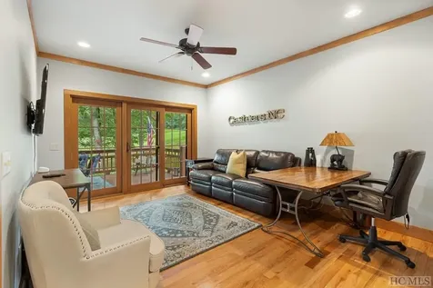 151 Cart Path Cullowhee NC 28723