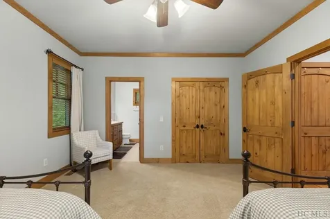151 Cart Path Cullowhee NC 28723
