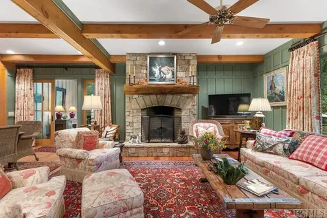 18 Village Walk Highlands NC 28741
