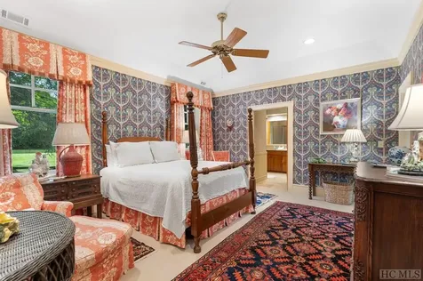 18 Village Walk Highlands NC 28741