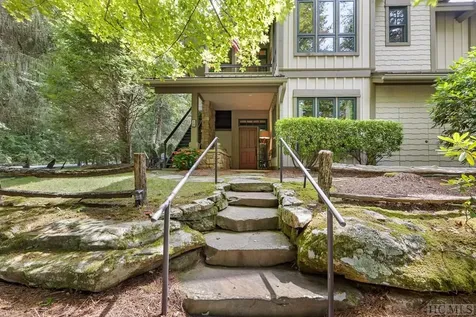 18 Village Walk Highlands NC 28741
