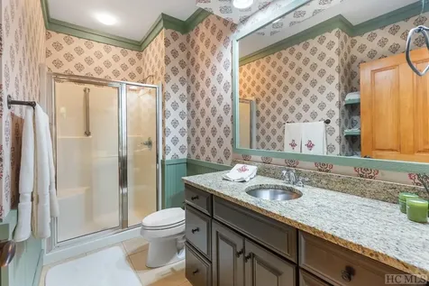 18 Village Walk Highlands NC 28741