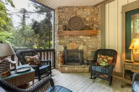 18 Village Walk Highlands NC 28741